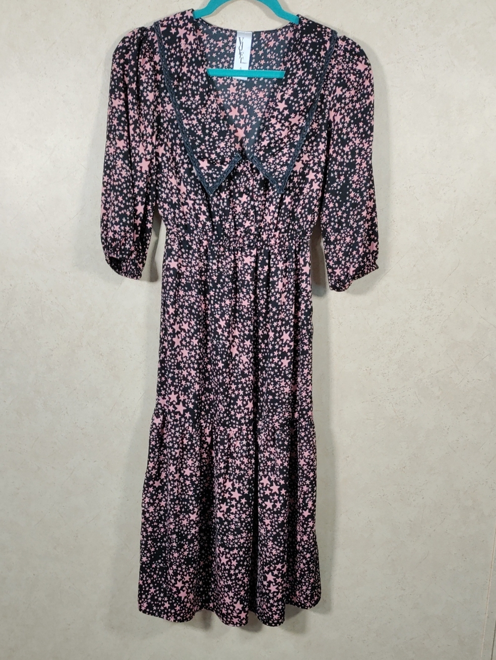 J142 Violet Romance Black & Pink Star Print V-neck Dress 6